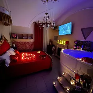 Sotto Gli Archi , Catania Italy